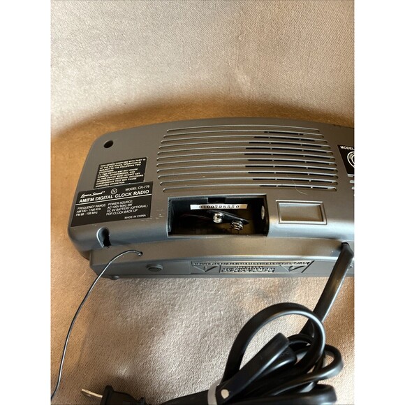 VTG Lenoxx Sound Model CR-776 AM/FM Alarm Clock Radio, LED Display WORKS GREAT - Picture 8 of 16